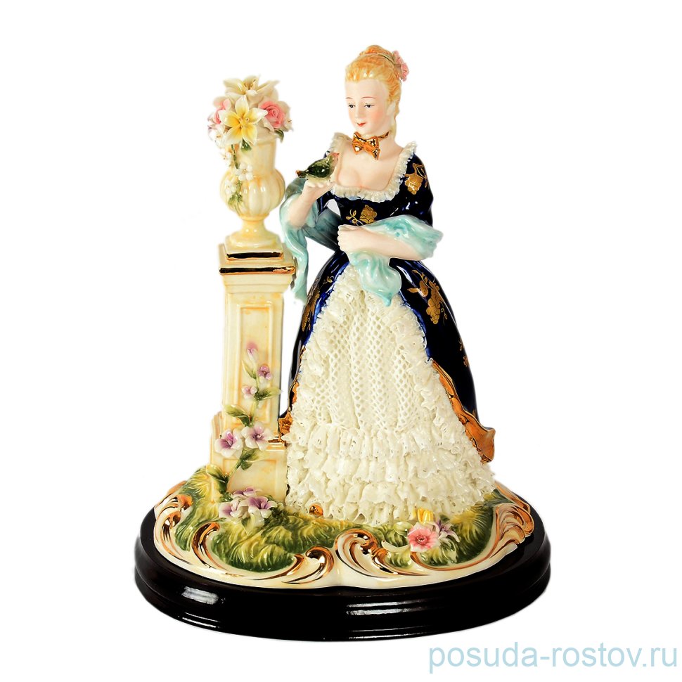 Статуэтка на деревянной подставке "На прогулке" / 148435